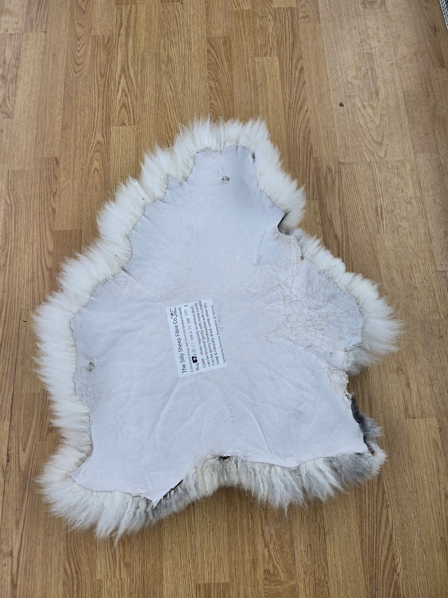 Sheepskin rug 87