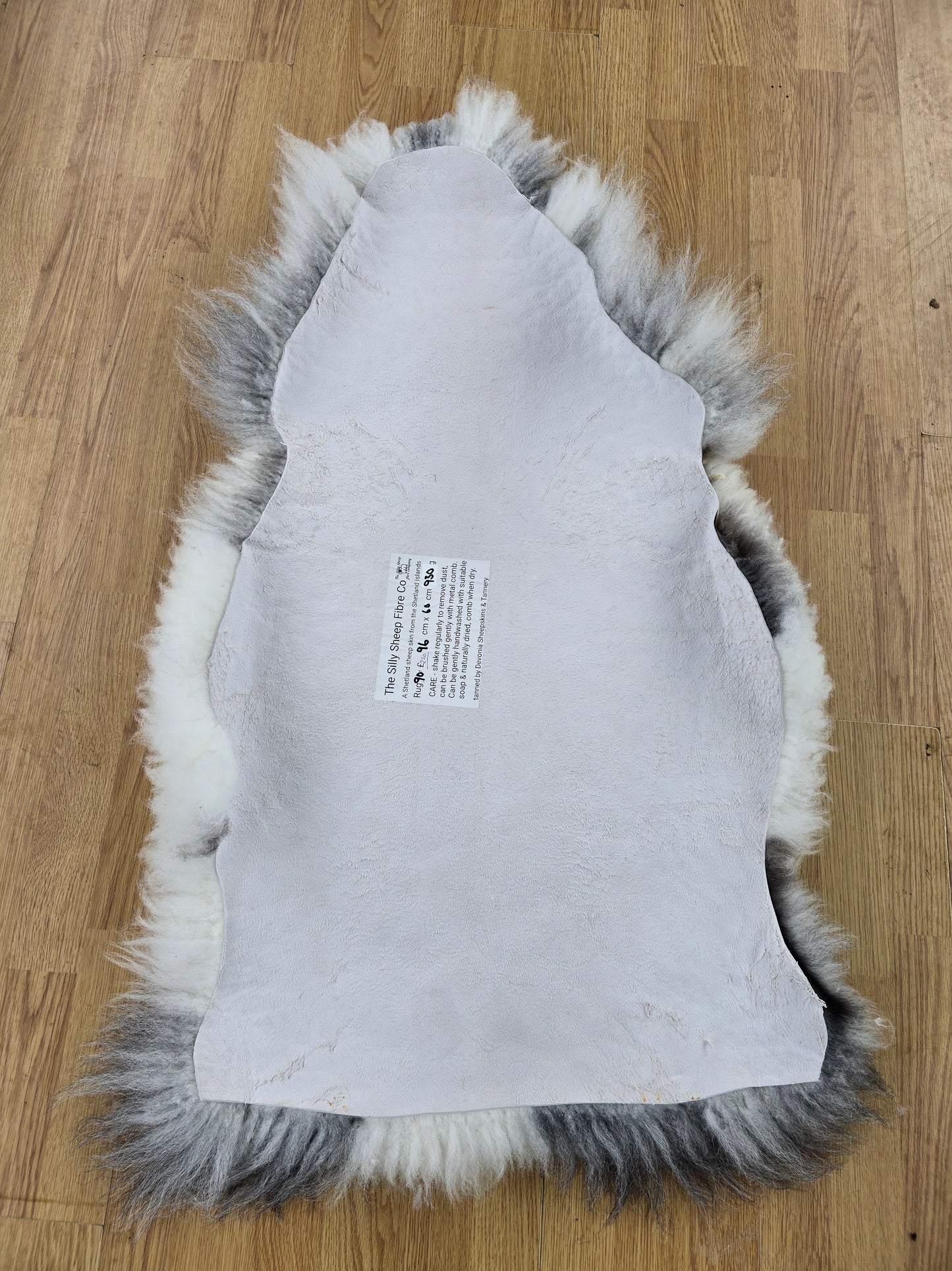 Sheepskin rug 90